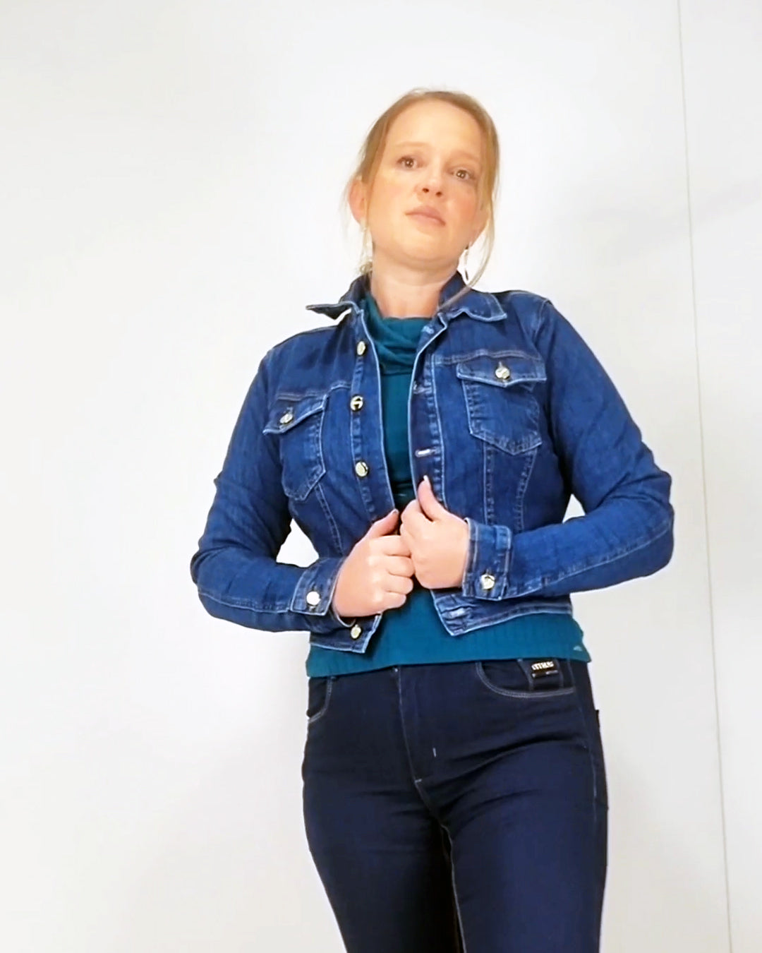 Jaqueta oppnus jeans feminina